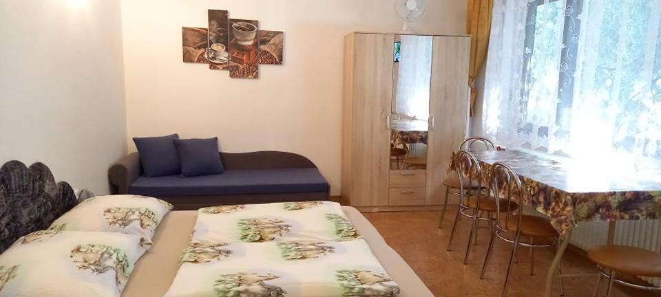 Apartmanovy Dom Grand Sturovo Exterior photo