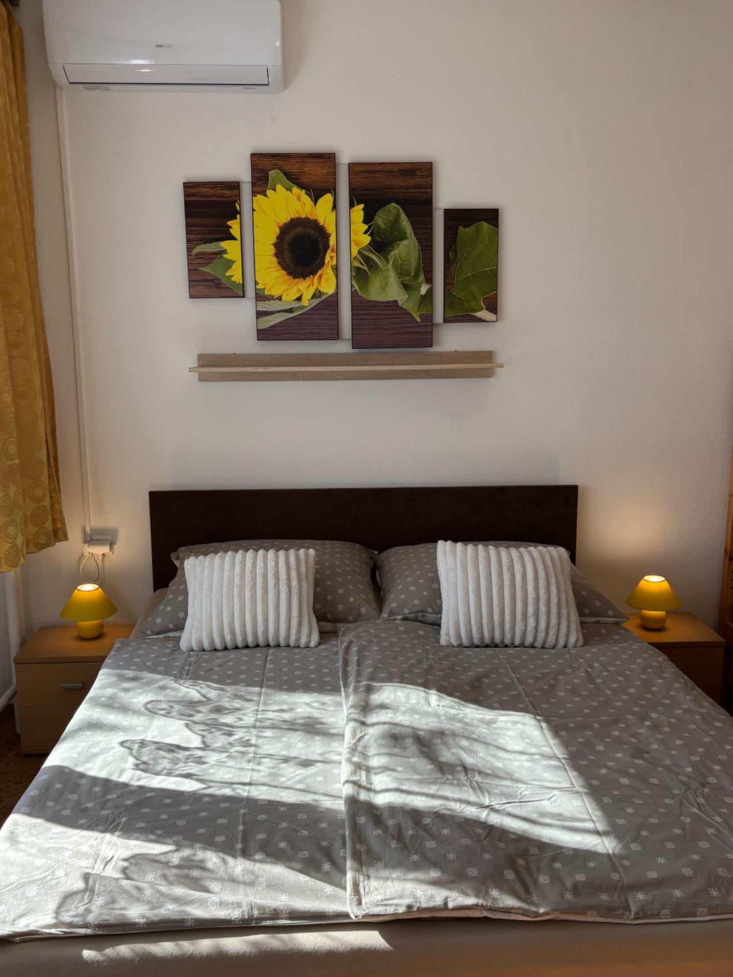 Apartmanovy Dom Grand Sturovo Exterior photo