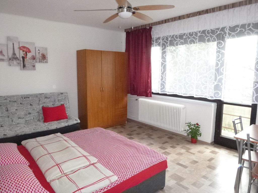 Apartmanovy Dom Grand Sturovo Exterior photo