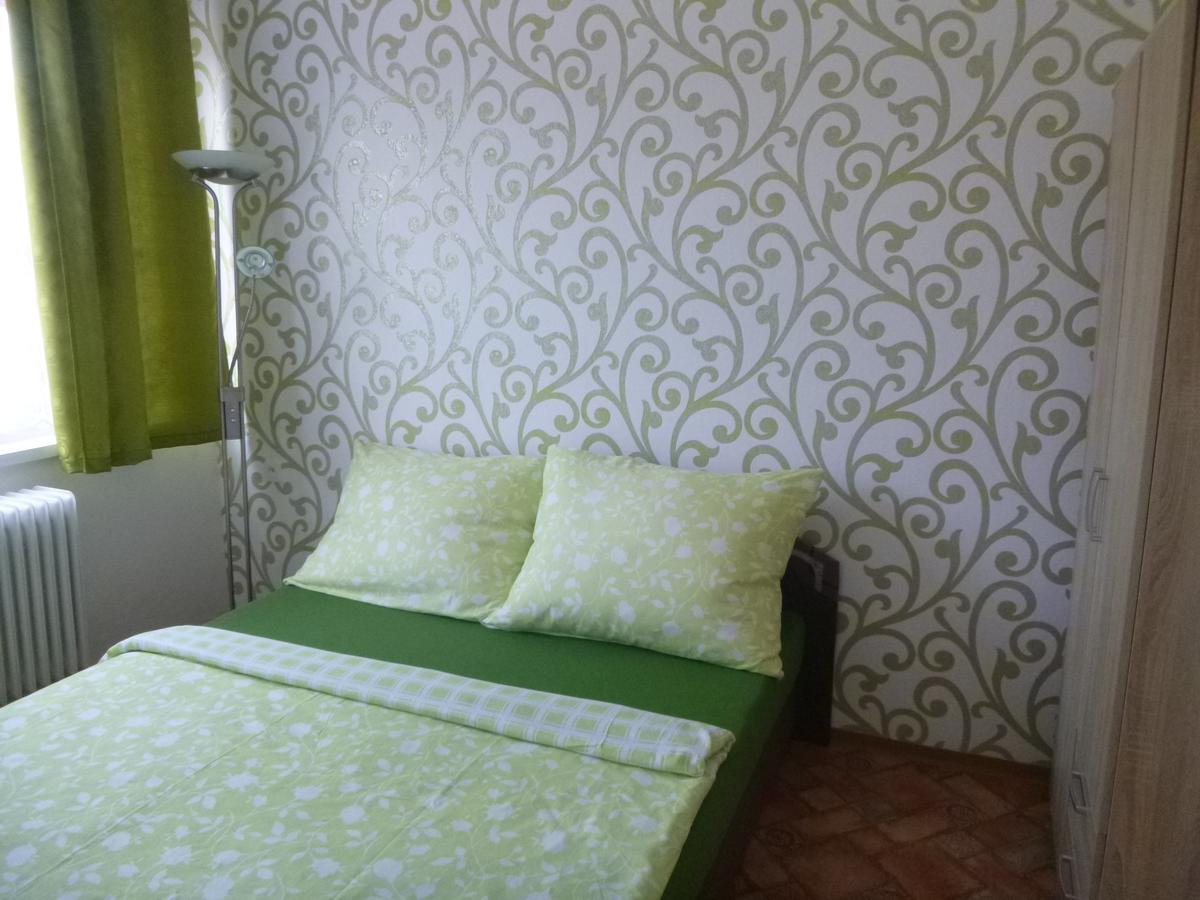 Apartmanovy Dom Grand Sturovo Exterior photo